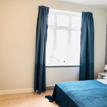 Aday - 4 Bedroom - Modern Living - Holiday home *